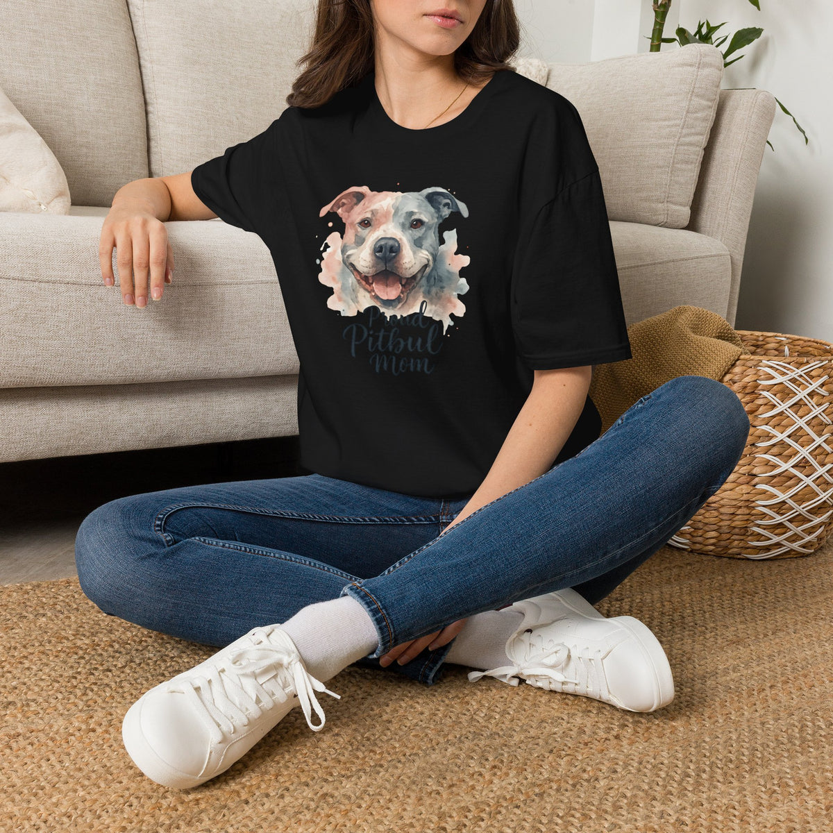 Proud Pitbull Mom T-Shirt